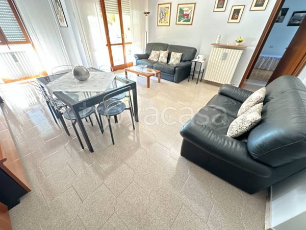 appartamento in vendita a Pioltello in zona Limito