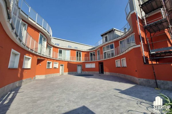 appartamento in vendita a Pioltello in zona Seggiano