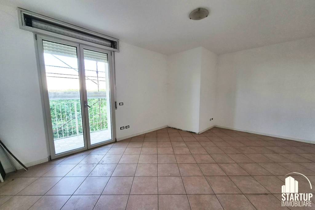 appartamento in vendita a Pioltello in zona Seggiano