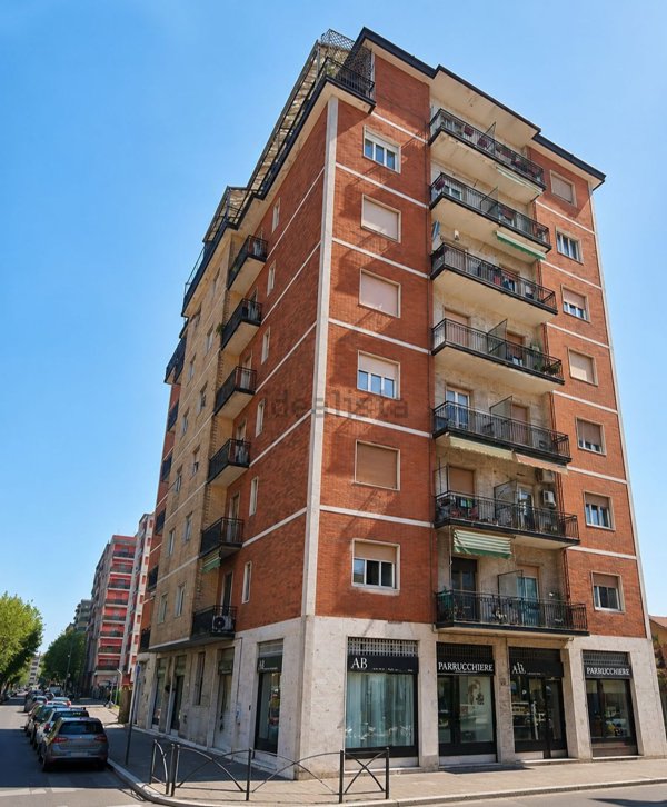 appartamento in vendita a Pioltello in zona Seggiano