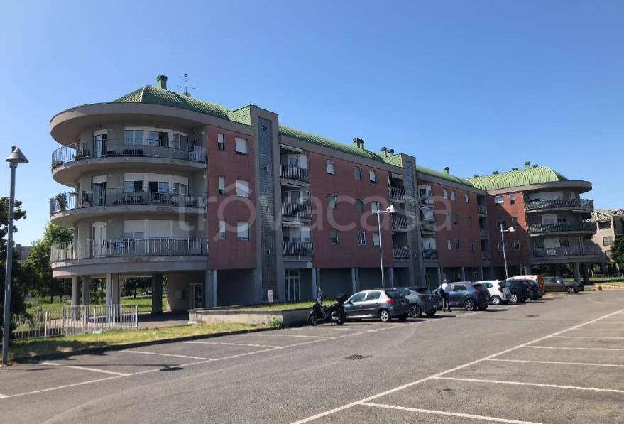 appartamento in vendita a Pioltello in zona Seggiano