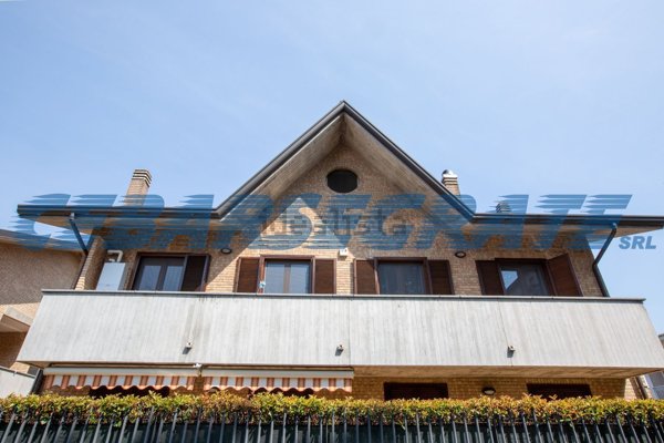 appartamento in vendita a Pioltello in zona Limito