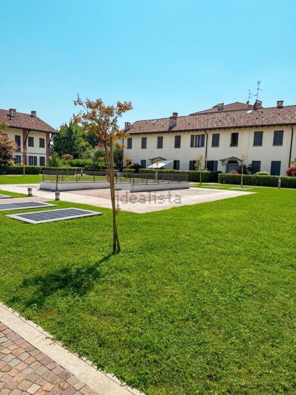 appartamento in vendita a Pioltello in zona Limito
