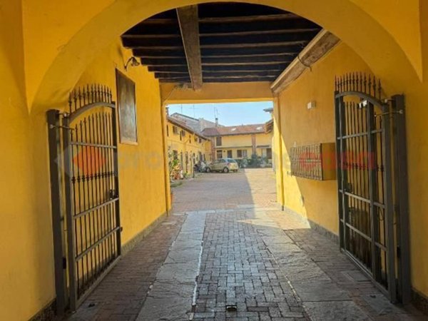 appartamento in vendita a Pioltello in zona Seggiano