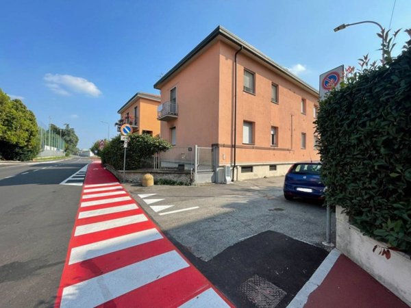 appartamento in vendita a Pioltello in zona Seggiano
