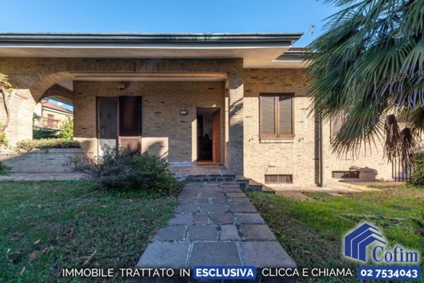 casa indipendente in vendita a Pioltello