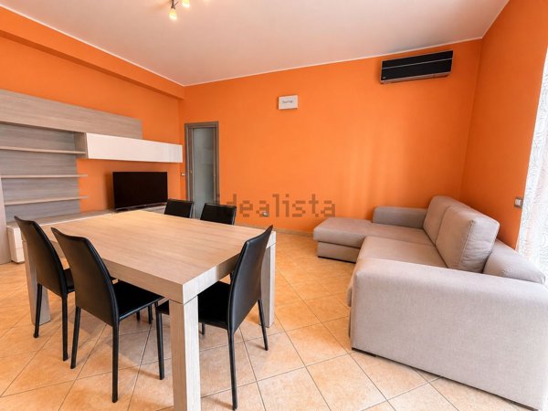appartamento in vendita a Pioltello in zona Seggiano