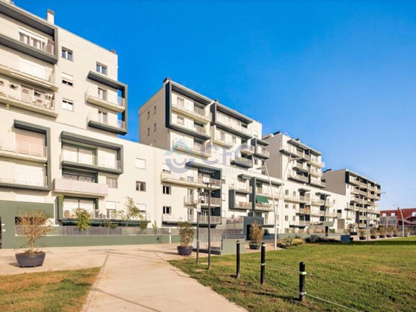 appartamento in vendita a Pioltello in zona Seggiano