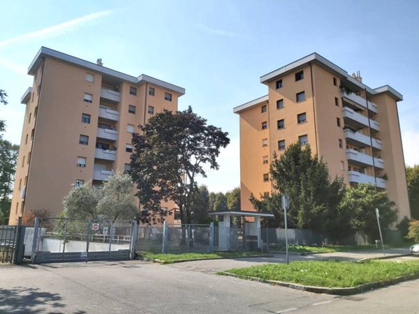 appartamento in vendita a Pioltello in zona Limito