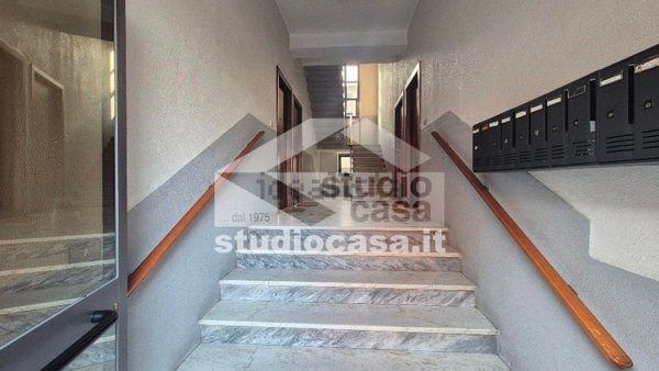 appartamento in vendita a Pioltello in zona Seggiano