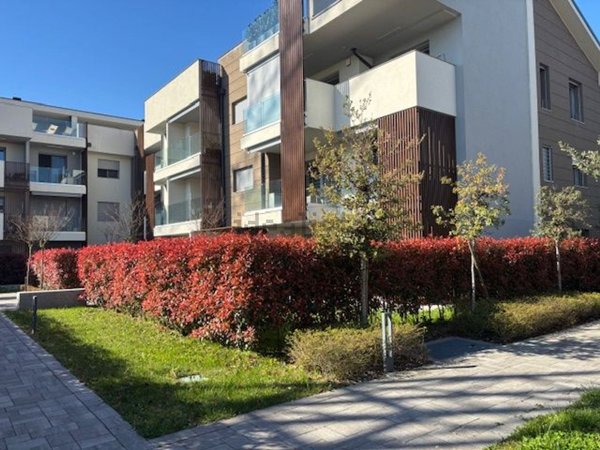 appartamento in vendita a Pioltello in zona Seggiano