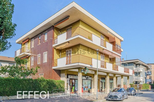 appartamento in vendita a Pioltello in zona Seggiano
