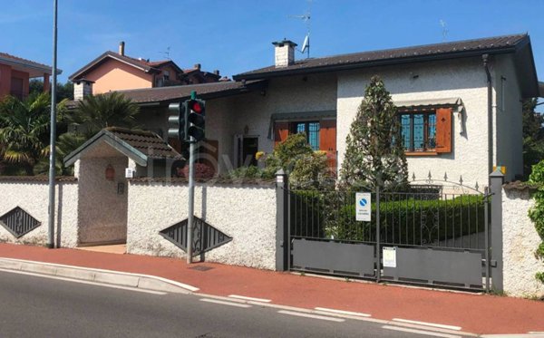casa indipendente in vendita a Pogliano Milanese