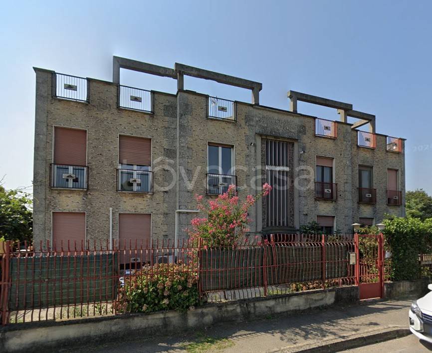 appartamento in vendita a Pogliano Milanese
