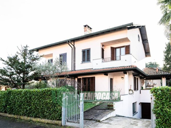 casa indipendente in vendita a Pogliano Milanese