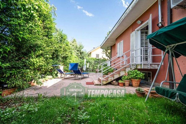 casa indipendente in vendita a Pogliano Milanese