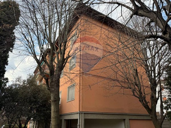 appartamento in vendita a Pogliano Milanese