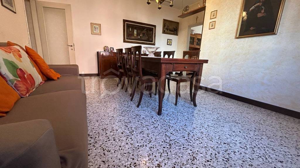 appartamento in vendita a Pogliano Milanese