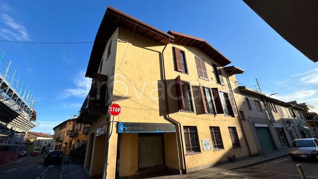 appartamento in vendita a Pogliano Milanese