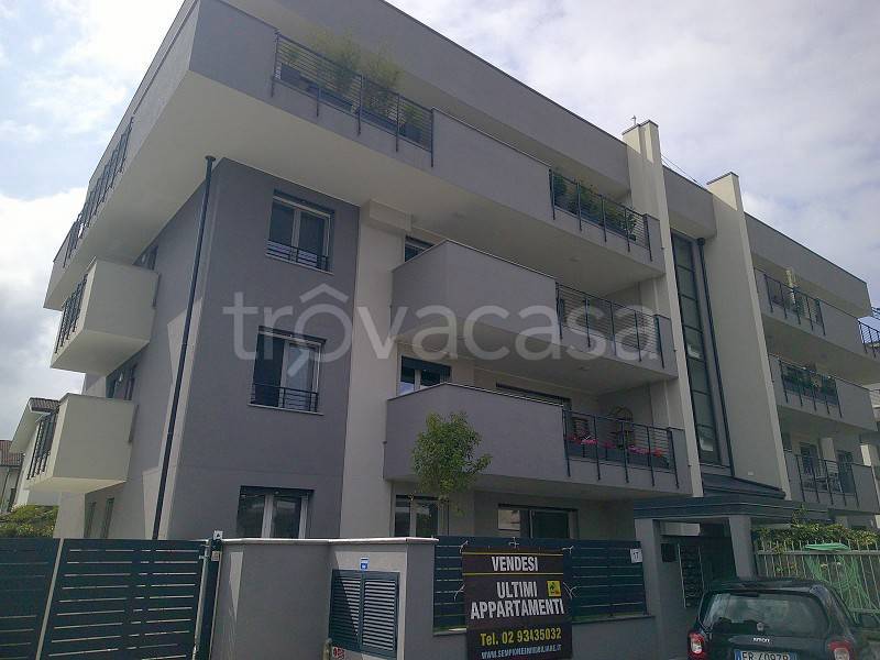 appartamento in vendita a Pogliano Milanese