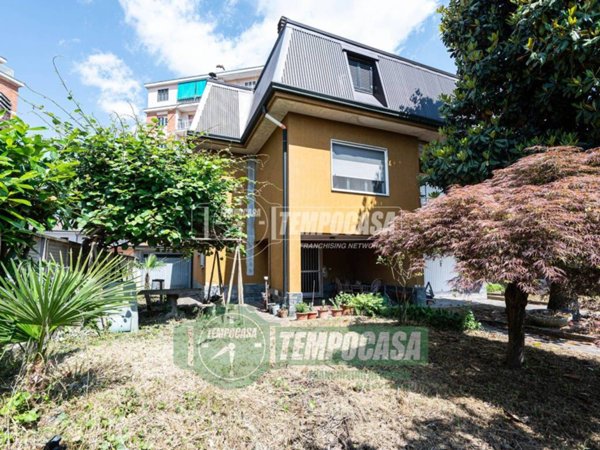 casa indipendente in vendita a Pogliano Milanese