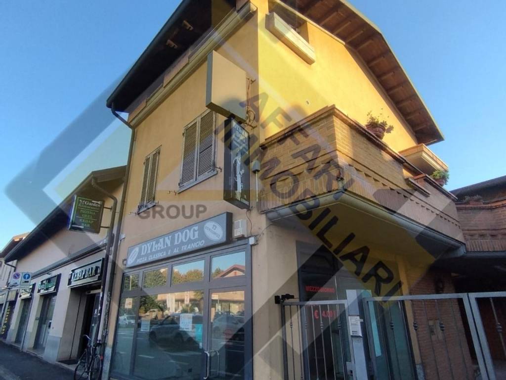 negozio in vendita a Pogliano Milanese