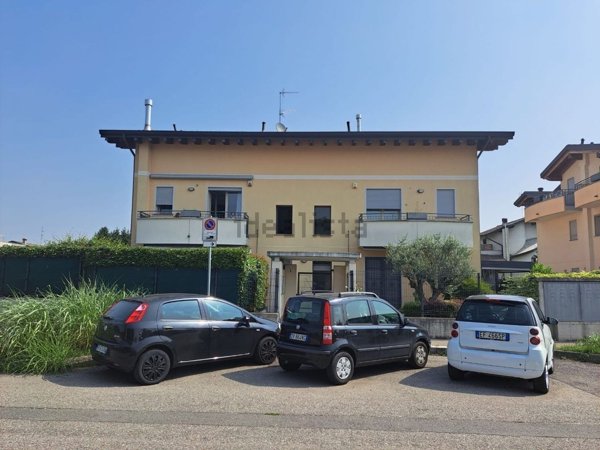 appartamento in vendita a Pogliano Milanese