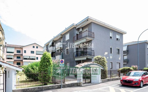 appartamento in vendita a Pogliano Milanese