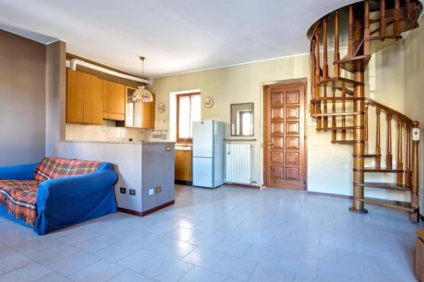 casa indipendente in vendita a Pogliano Milanese
