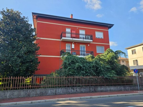 appartamento in vendita a Pogliano Milanese
