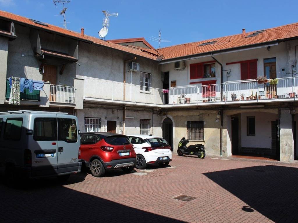 appartamento in vendita a Pogliano Milanese