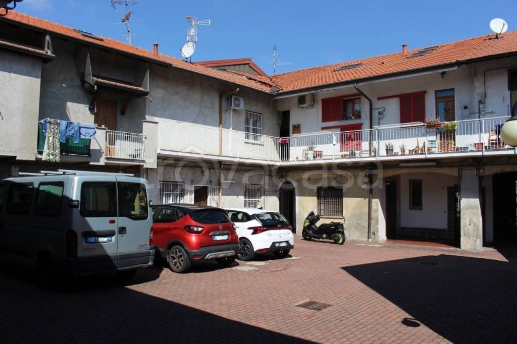 appartamento in vendita a Pogliano Milanese
