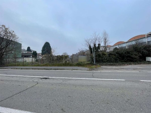 terreno edificabile in vendita a Pogliano Milanese