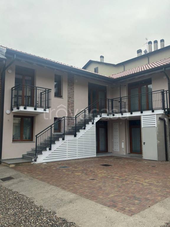appartamento in vendita a Pogliano Milanese