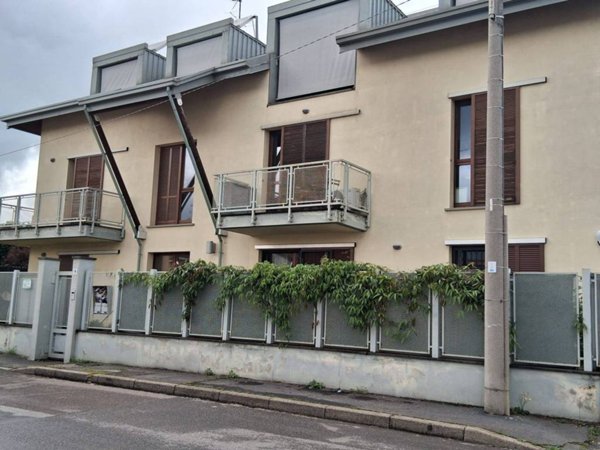 appartamento in vendita a Pogliano Milanese