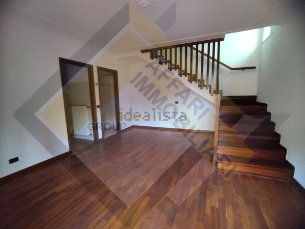 appartamento in vendita a Pogliano Milanese