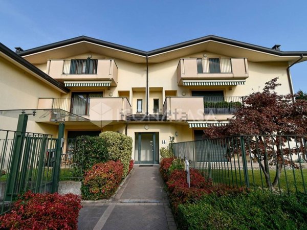 appartamento in vendita a Pogliano Milanese