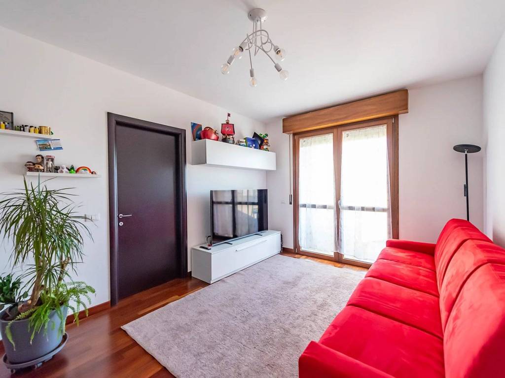 appartamento in vendita a Pogliano Milanese
