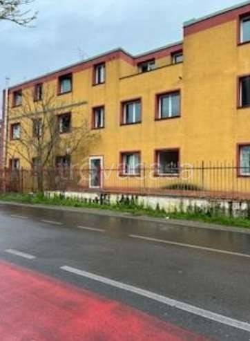 negozio in vendita a Pogliano Milanese