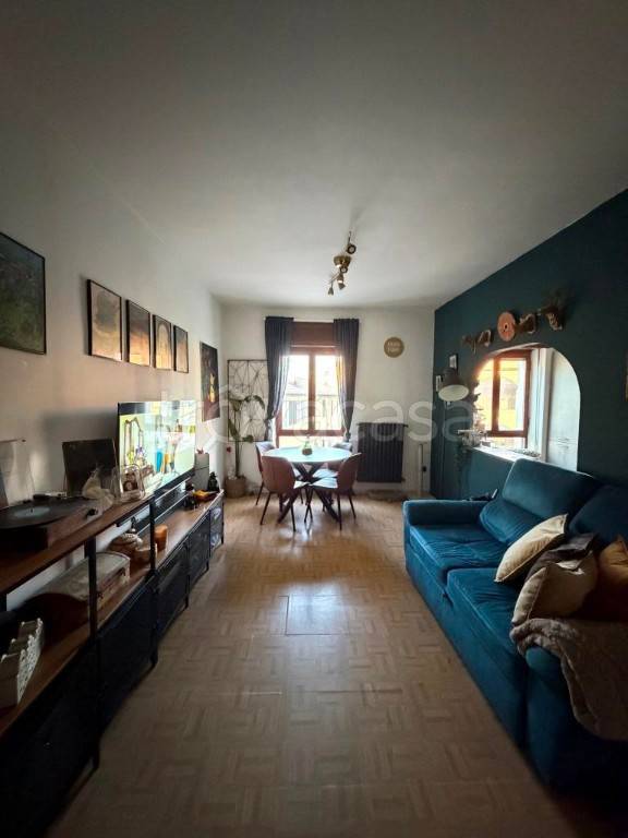 appartamento in vendita a Pogliano Milanese