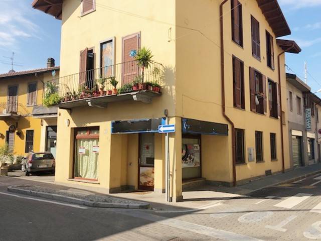 negozio in vendita a Pogliano Milanese