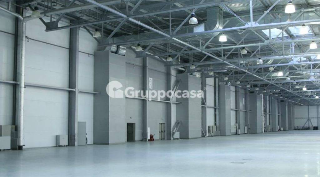 locale commerciale in vendita a Pogliano Milanese