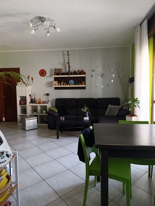 appartamento in vendita a Pogliano Milanese