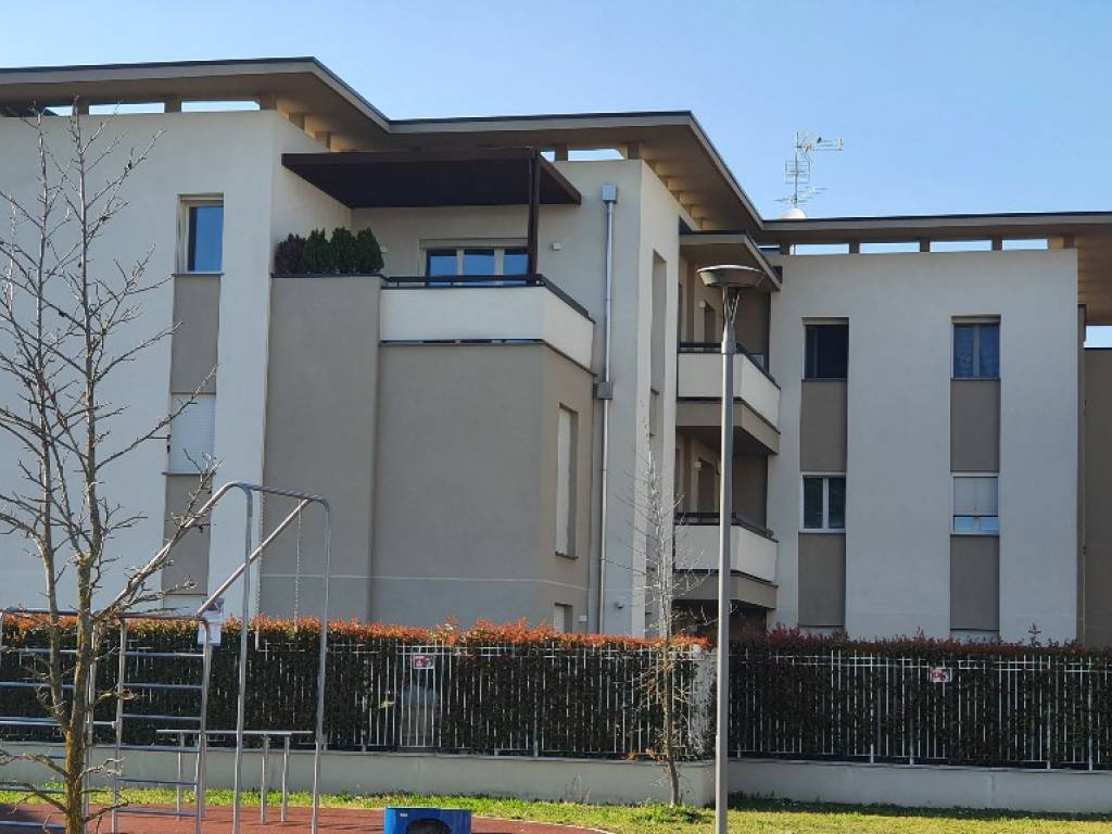appartamento in vendita a Pogliano Milanese