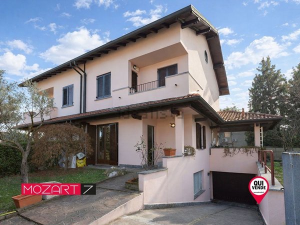 casa indipendente in vendita a Pogliano Milanese