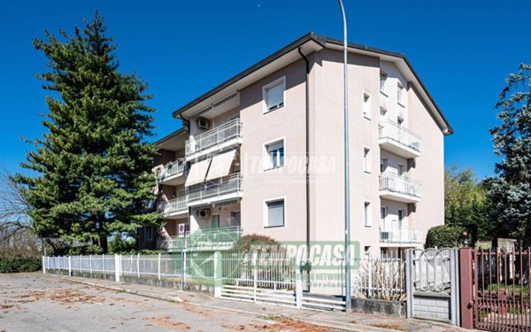 appartamento in vendita a Pogliano Milanese