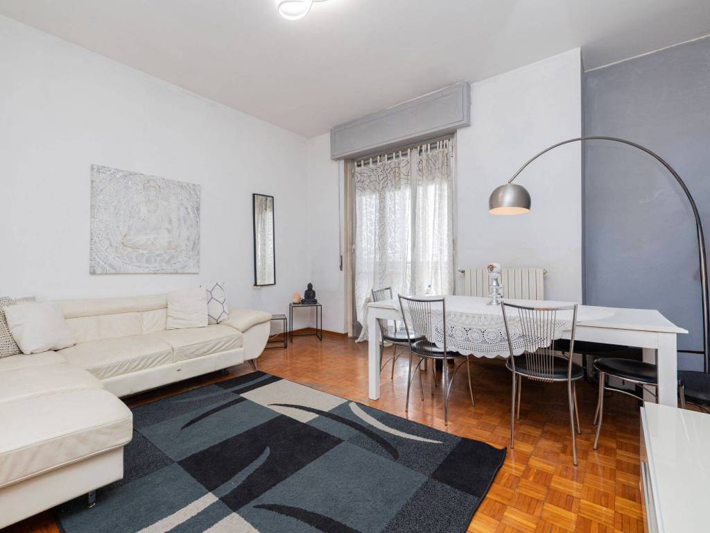 appartamento in vendita a Pogliano Milanese