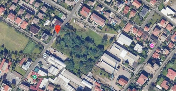 terreno edificabile in vendita a Pogliano Milanese