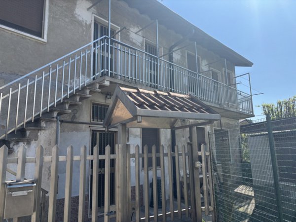 casa indipendente in vendita a Pogliano Milanese