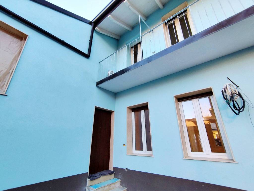 casa indipendente in vendita a Pogliano Milanese